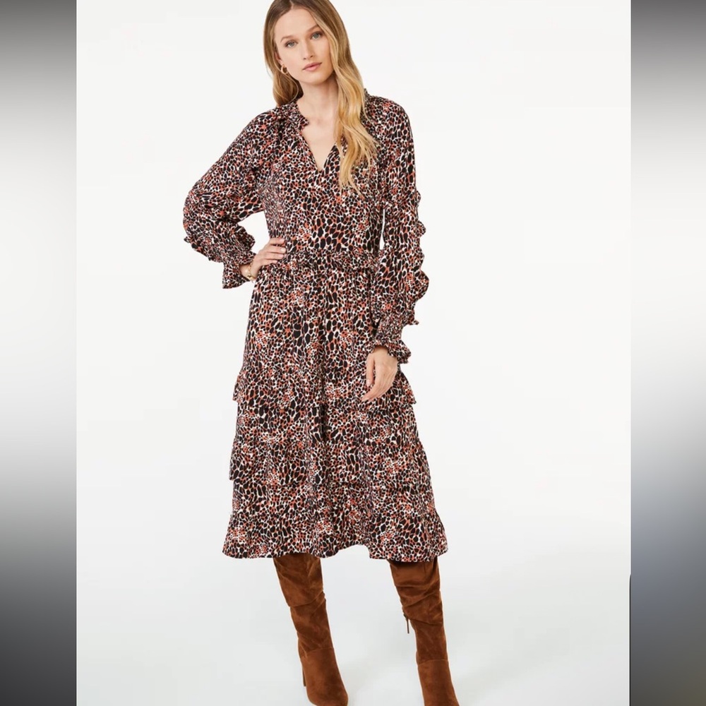 SCOOP TIERED DRESS
